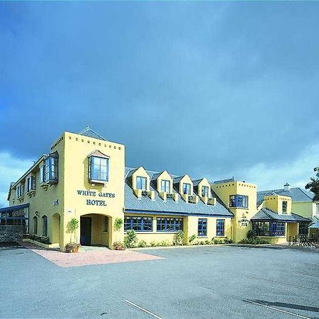 Whitegates Pub & Accommodation คิลลาร์นีย์ ภายนอก รูปภาพ